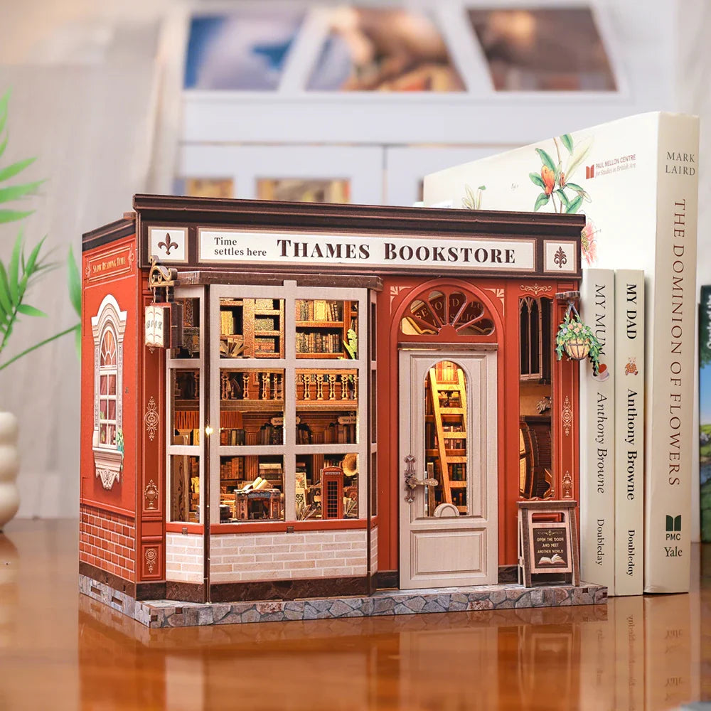 Maison Miniature Librairie Thames DIY - 343 pièces et éclairage LED